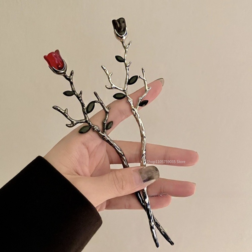Vintage Metal Red Rose Flower  - Flower Supplies 评论和价格