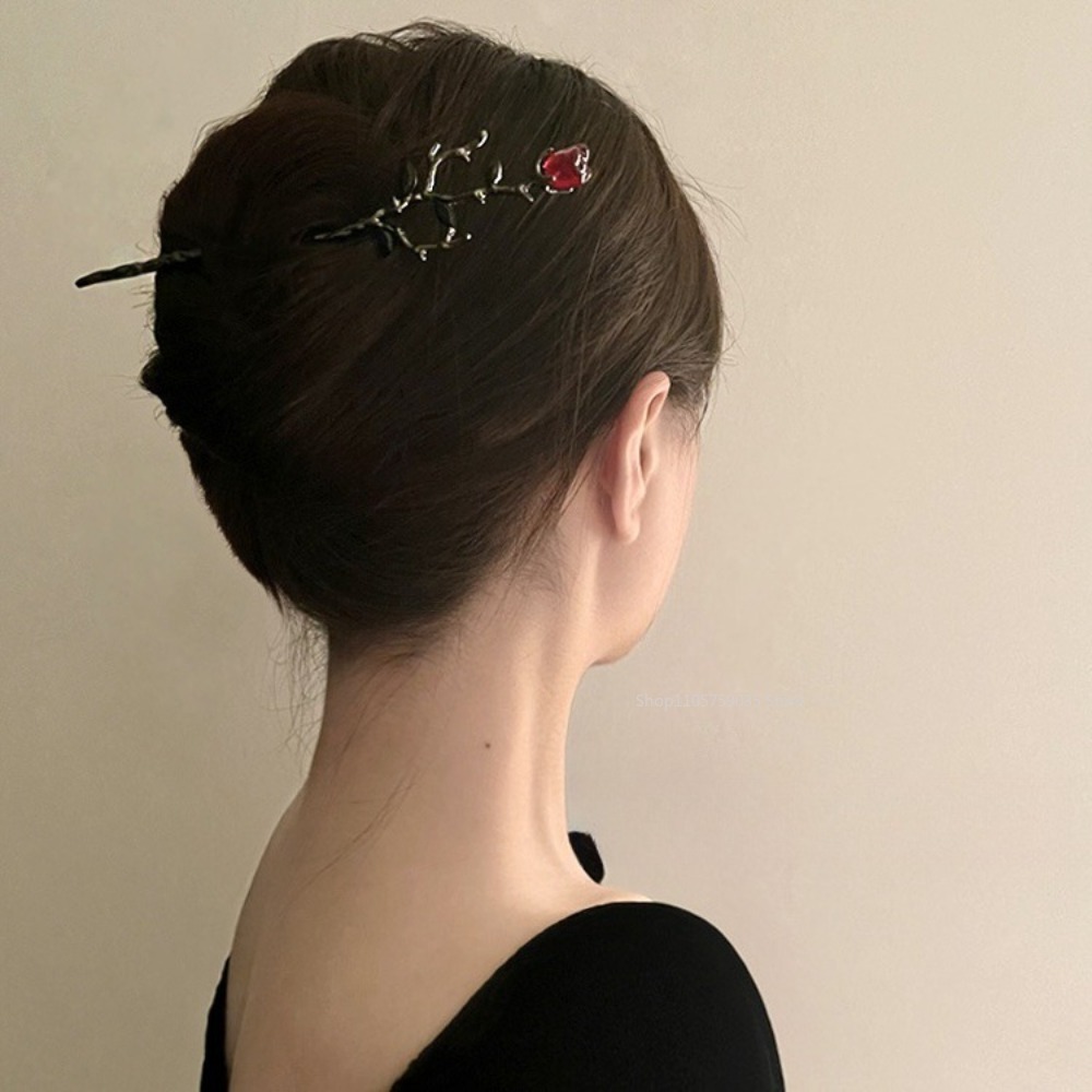 Vintage Metal Red Rose Flower  - Flower Supplies 评论和价格